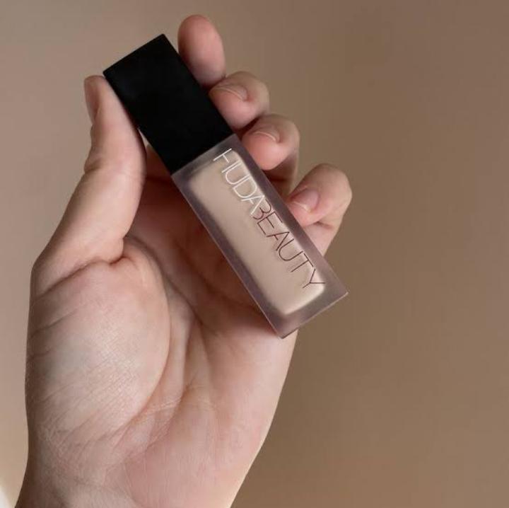 24 Hours Full Coverage Foundation - Creamy Texture, 40ml, 1 Pcs
